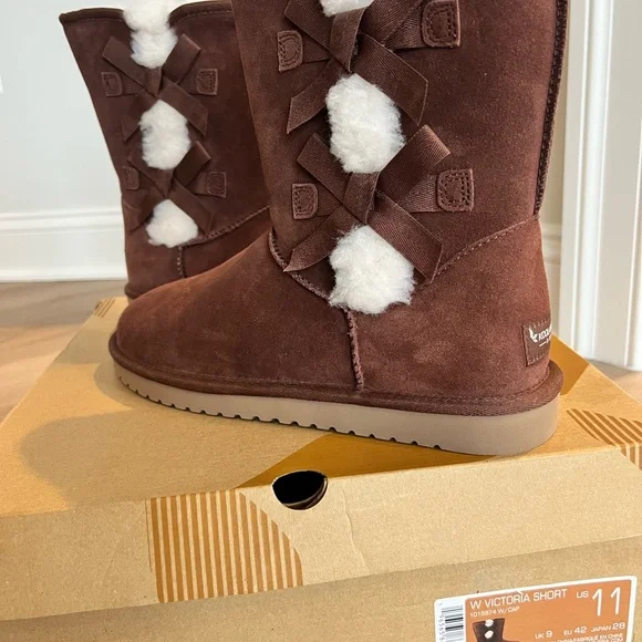 Koolaburra Women's Brown Boots - Picture 2 of 7